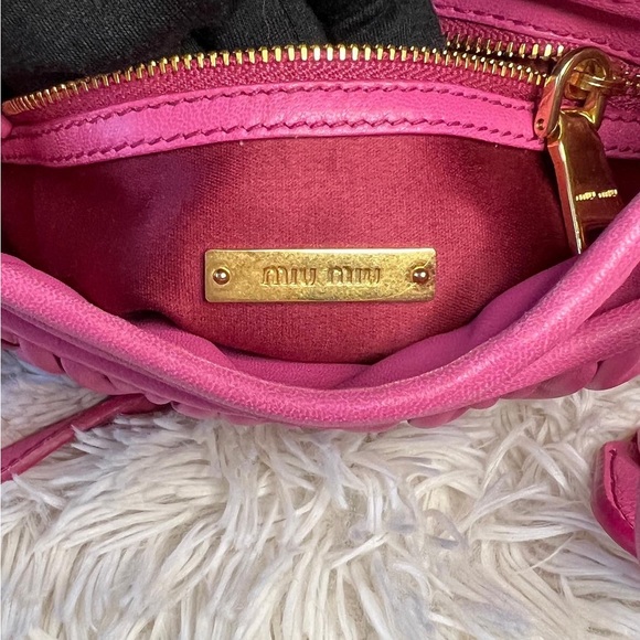 SOLD Authentic MIU MIU Miu Coffer matelassé nappa leather handbag - Picture 5 of 9